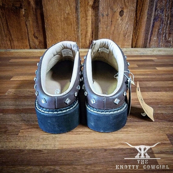 Brown Roper Ostrich Bling Clogs - Picture 3 of 3